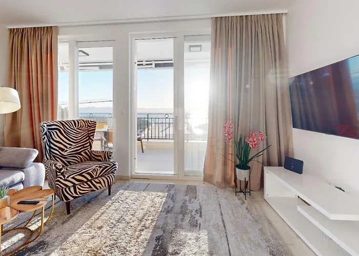 Luxus App Rubin Mit Traumblick Pool Balkon Lift Apartman