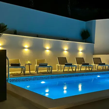 Luxus App Rubin Mit Traumblick Pool Balkon Lift