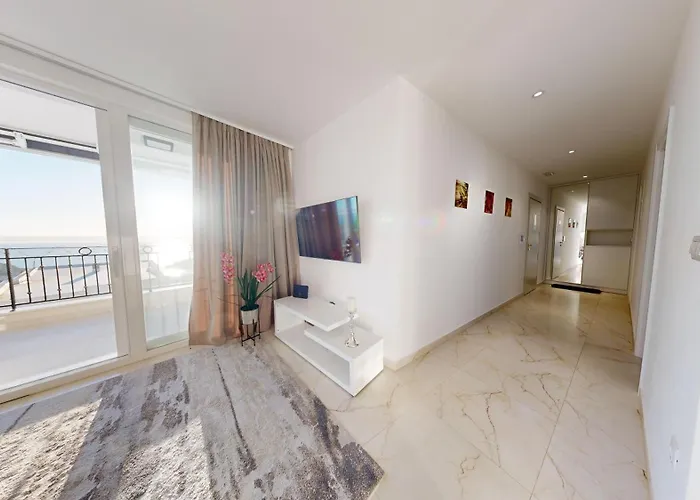 Luxus App Rubin Mit Traumblick Pool Balkon Lift Makarska