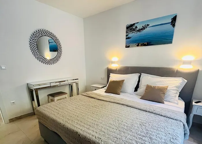 Apartman Luxus App Rubin Mit Traumblick Pool Balkon Lift